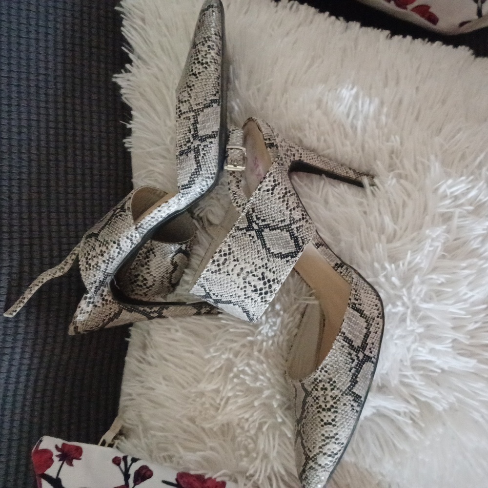 Python Print Shoes - image 6